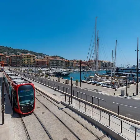 Vieux-nice Avec Soleil Et Vue Exceptionnelle ! Nice