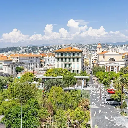 Daire Vieux-nice Avec Soleil Et Vue Exceptionnelle !
