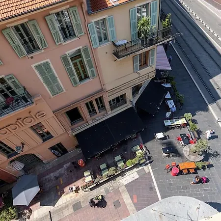 Vieux-nice Avec Soleil Et Vue Exceptionnelle ! *