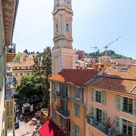 Vieux-nice Avec Soleil Et Vue Exceptionnelle ! Daire *